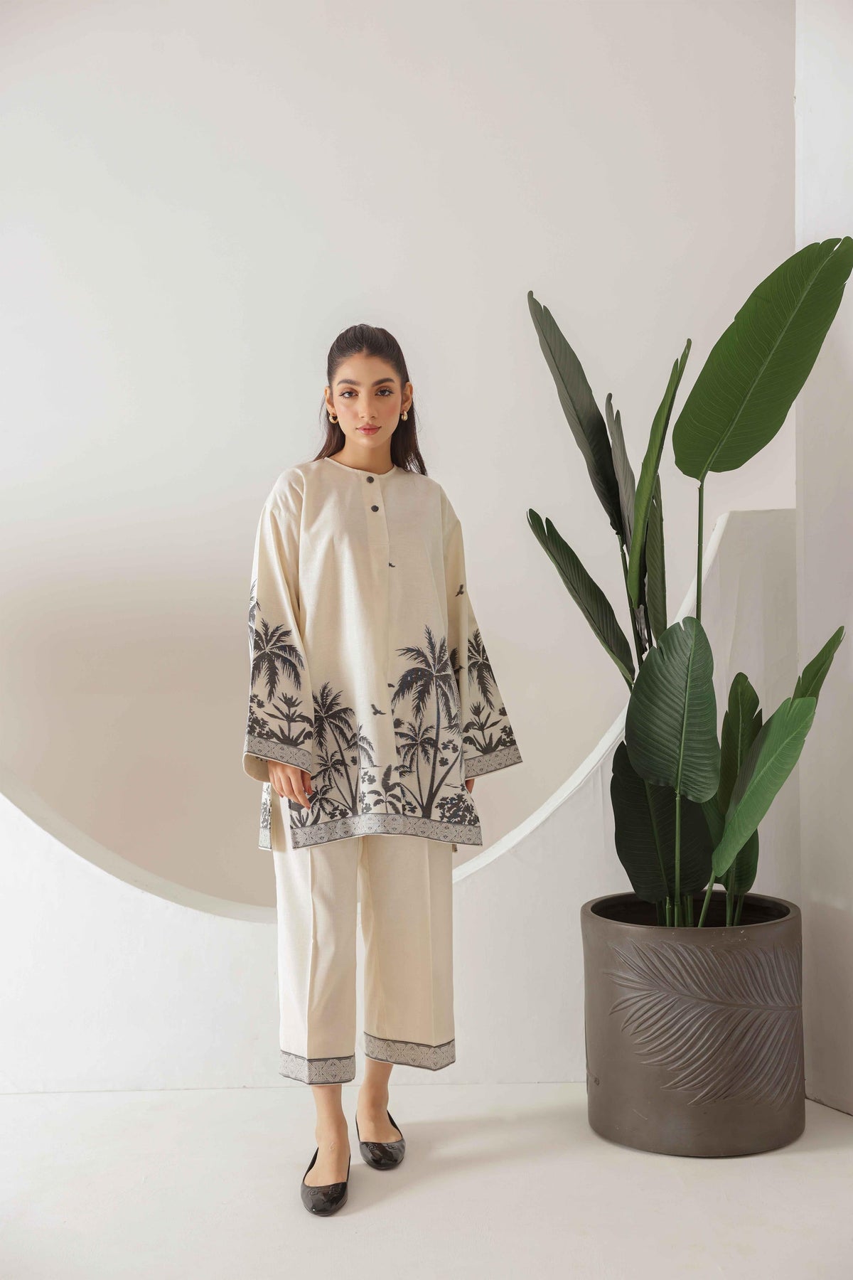 Serene Palm Elegance - Minimalist Printed Coordset