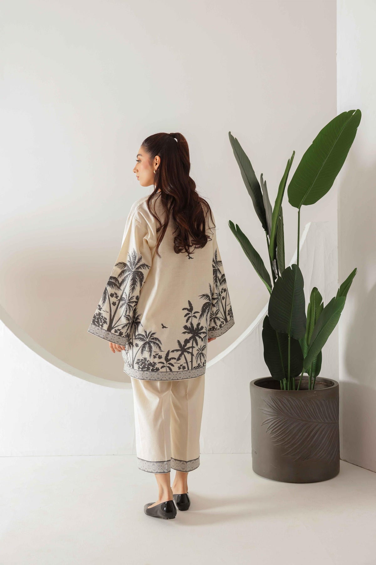 Serene Palm Elegance - Minimalist Printed Coordset